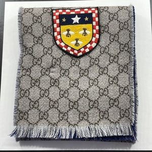 Gucci scarf